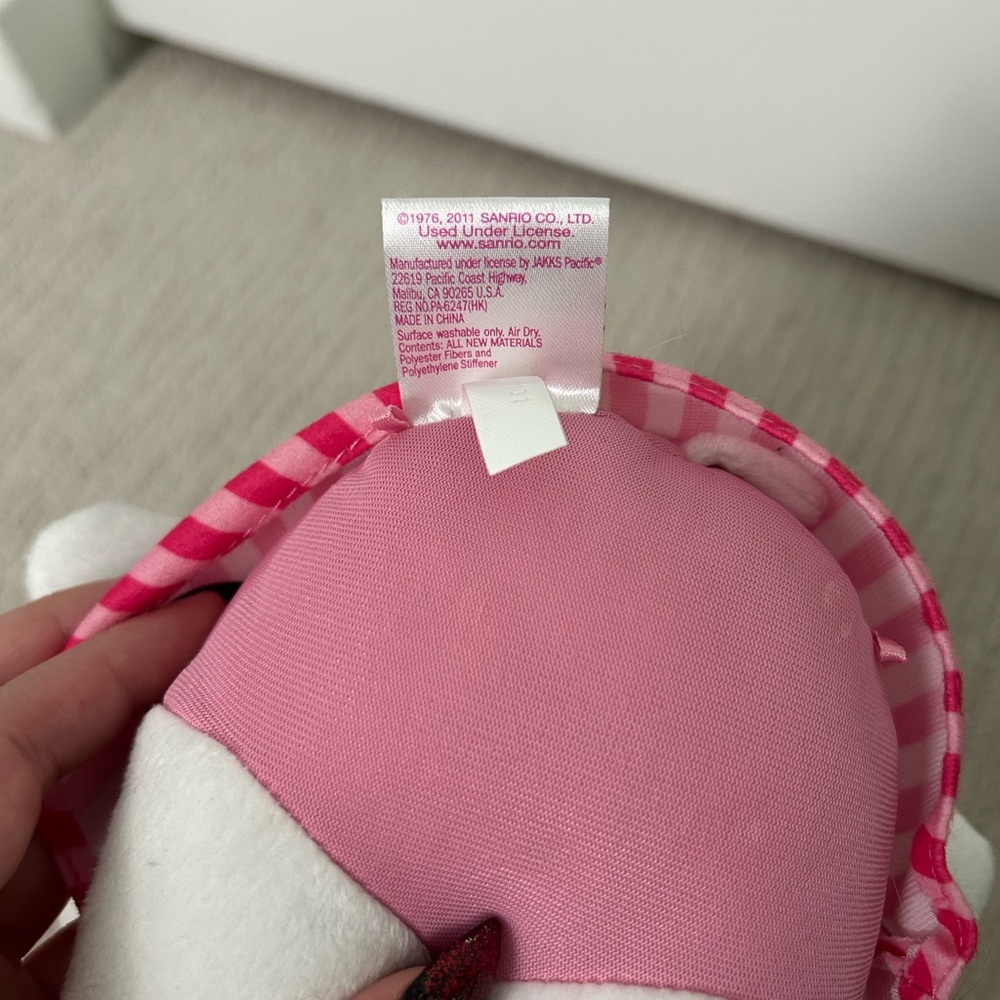 LIMITED EDITION Sanrio Hello Kitty Plush with Pink Bow(JAKKS Pacific in 2011) - Picture 3 of 4